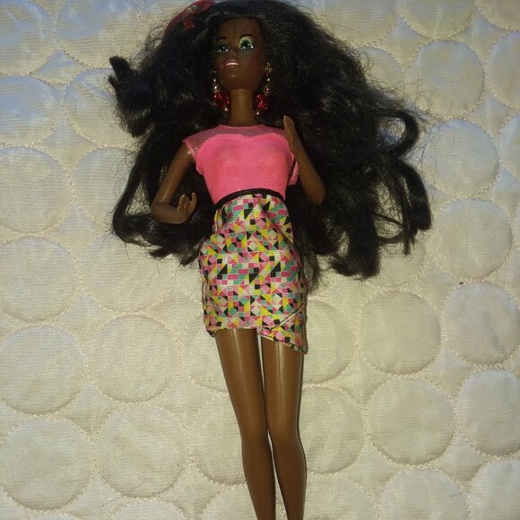 Holiday African-American Barbie 1993 - Picture 2 of 4